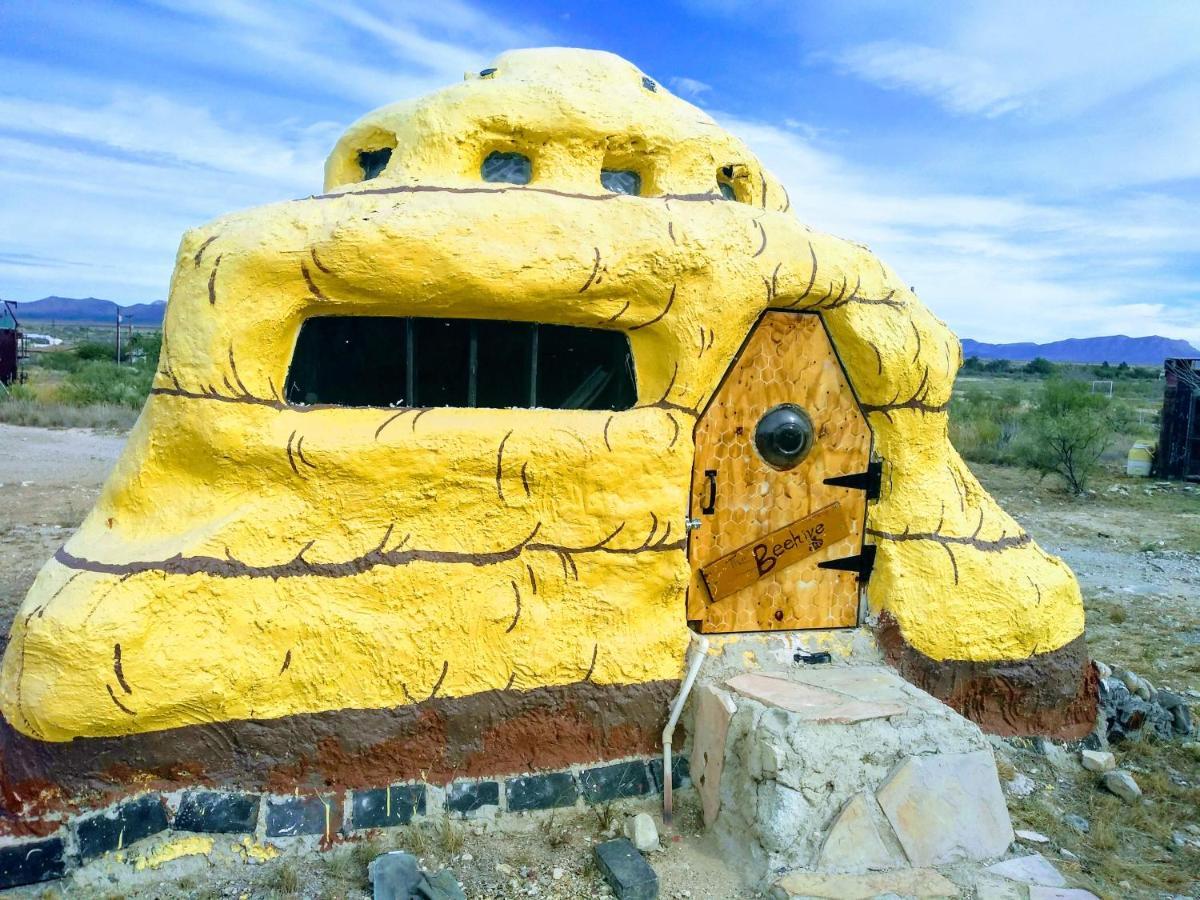 מרתון La Loma Del Chivo Llc Stone Cottage Alternative Building מראה חיצוני תמונה